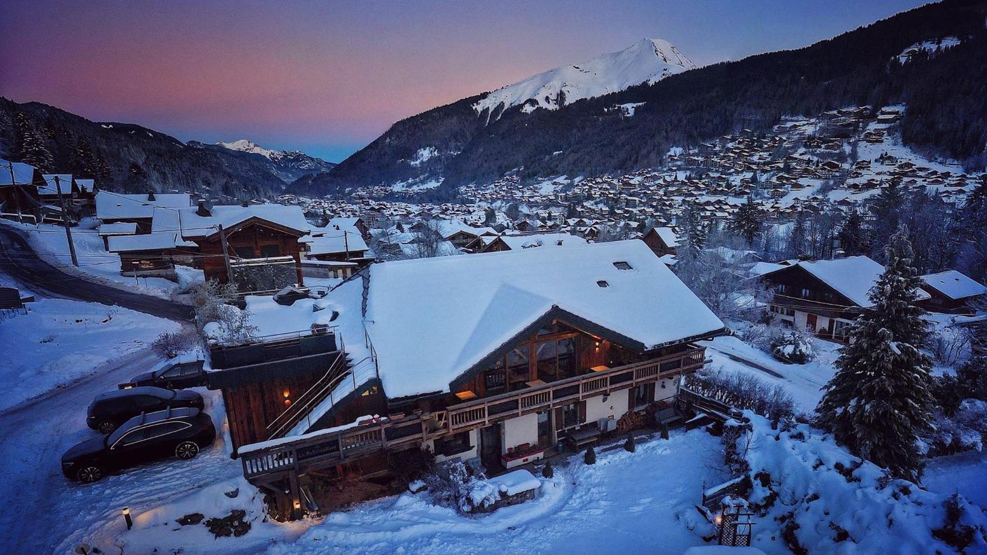 Le Passionnant Hotel Morzine Luaran gambar