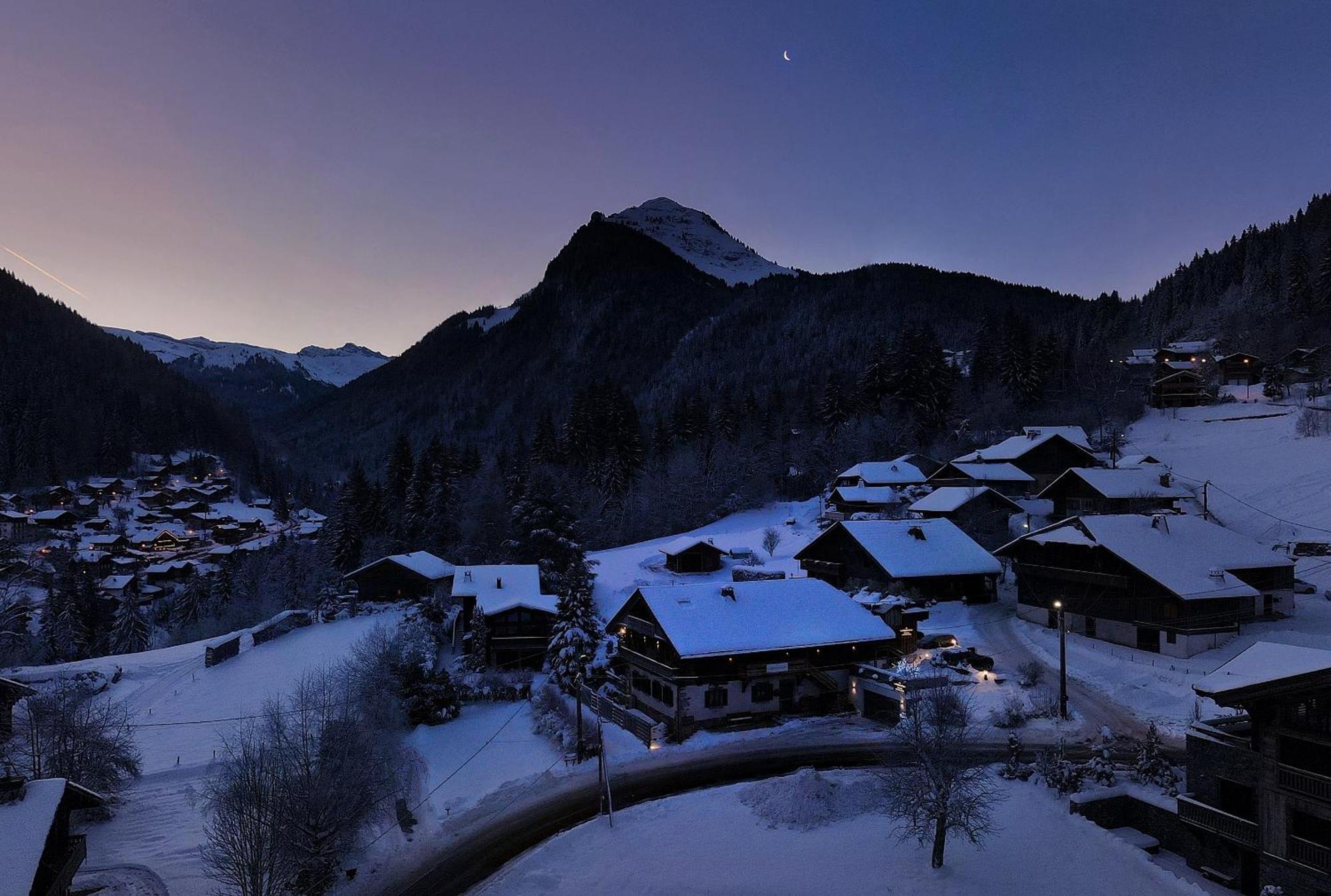 Le Passionnant Hotel Morzine Luaran gambar